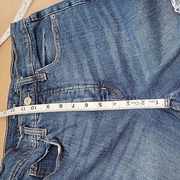 Old Navy Size 4 Ultra High Rise Super Straight Button Fly Jeans with Frayed Hem - Picture 5 of 15